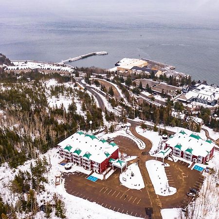 Les Pavillons Du Petit Manoir Du Casino Hotel La Malbaie Bagian luar foto