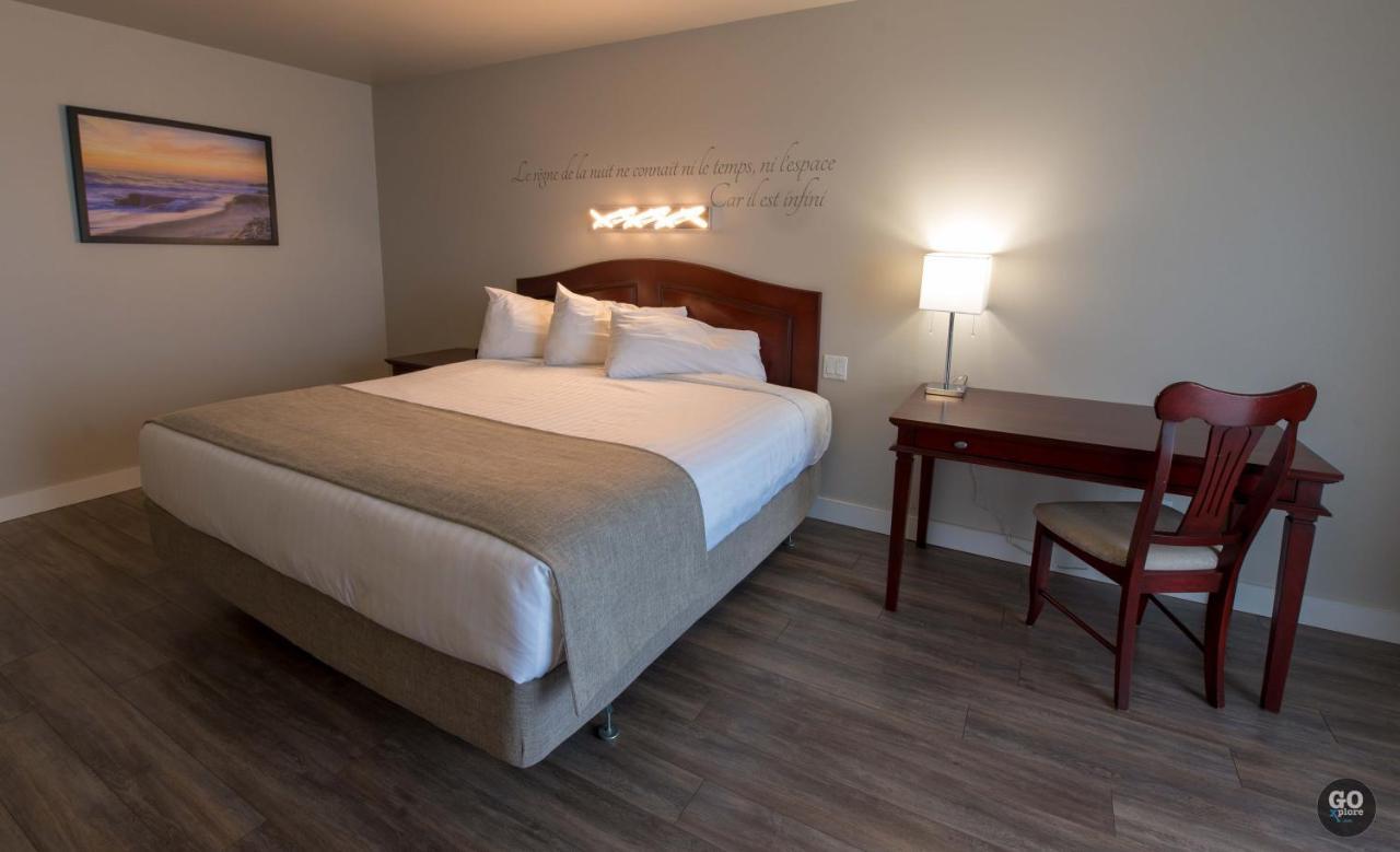 Les Pavillons Du Petit Manoir Du Casino Hotel La Malbaie Bagian luar foto
